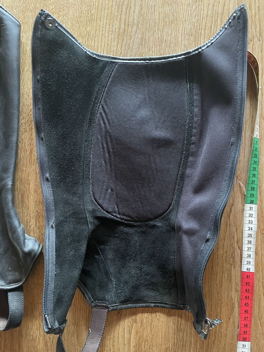 Jambières & Bandages: Chaps – D'occasion à Scharnachtal par Berge1 2