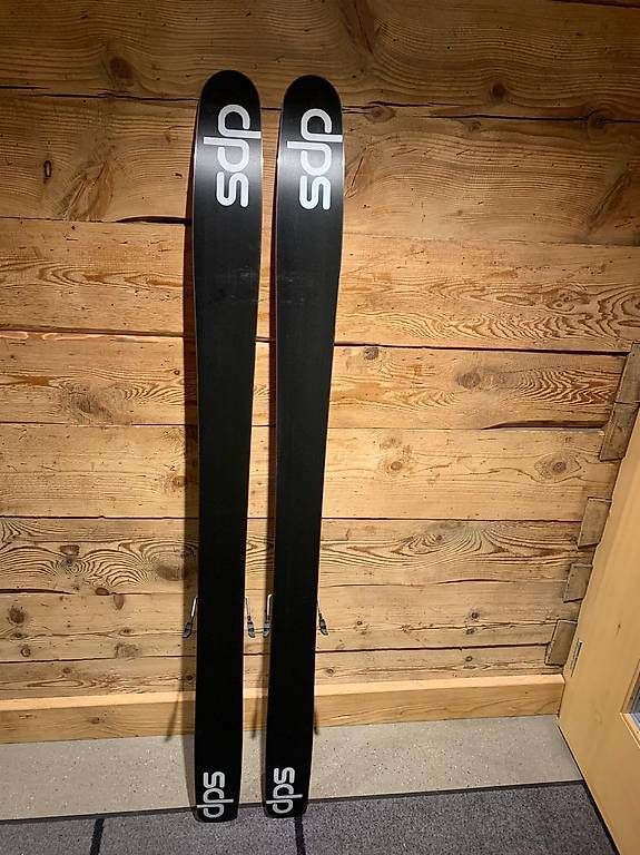 Skis: DPS Ski mit Bindung - gebrauchter Zustand – Gebraucht aus Grabserberg von lau_95pt 1