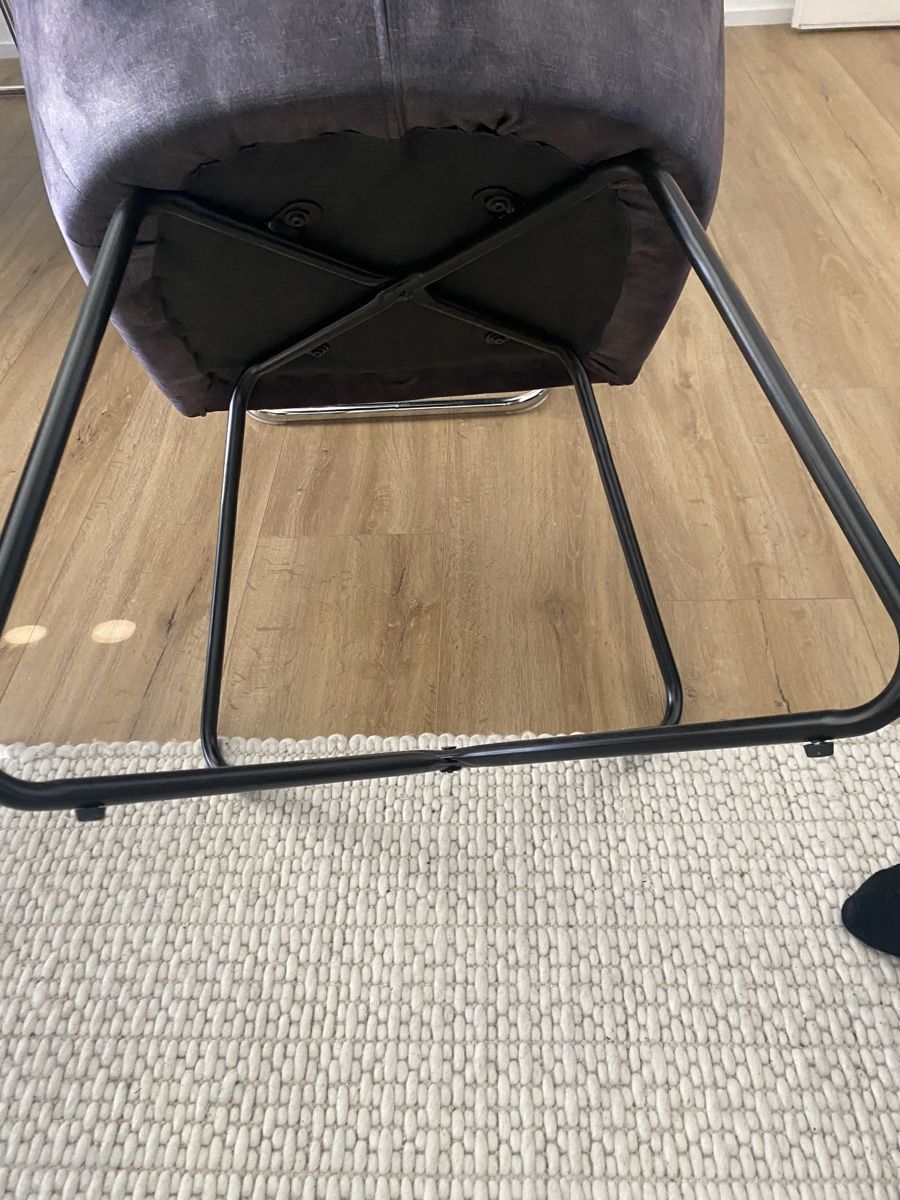 Chaises: 4 Stühle Samt Optik Grau NEU – Neuf (Voir description) à Luzern par pie_qfq9 5