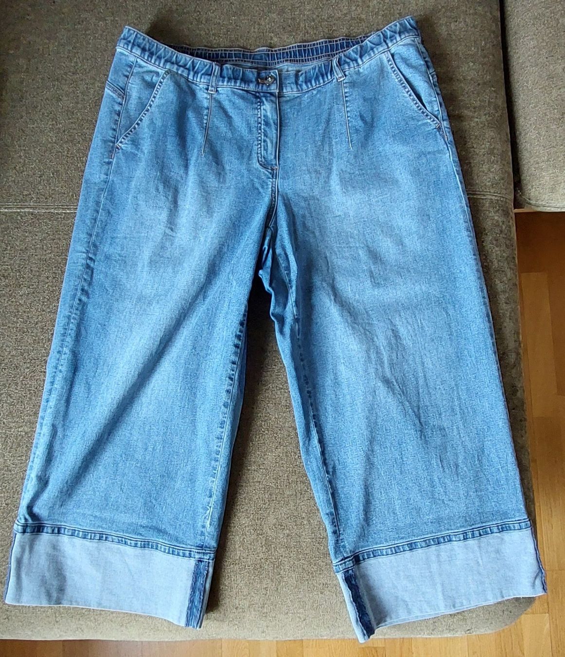 Jeans: Blue Jeans Marke Samoon Gr. 52 – Usato da Winterthur venduto da Soerze