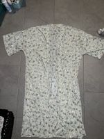 Sommer Kimono Gr. S, Blumenmuster, Goldfäden, Boho Chic