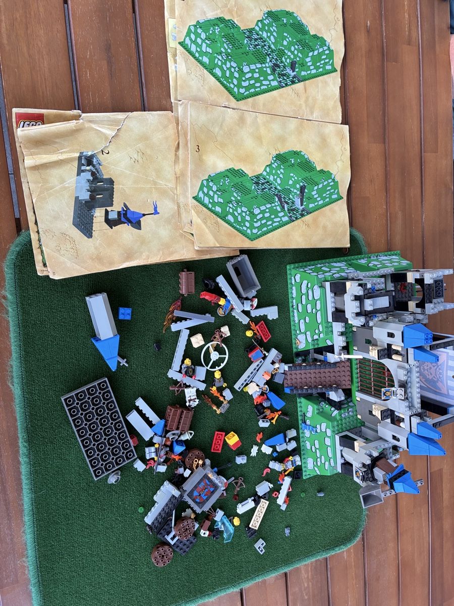 Lego Kit di costruzioni: Lego Burg – Usato da Schüpbach venduto da Tluky 7