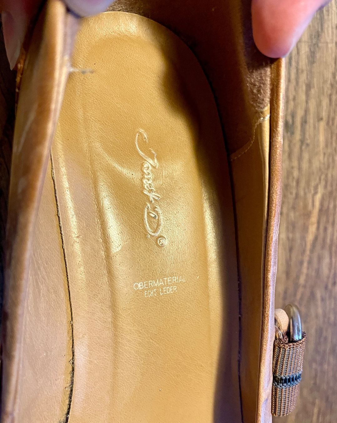 Scarpe da donna: Pumps / Absatzschuhe hellbraun, Gr. 39, Echtleder – Usato da Gümligen venduto da soleil149 8