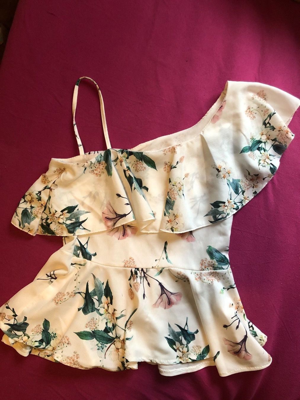 Blusen: Blumenbluse – Neu (gemäss Beschreibung) aus Gamprin von Minabal