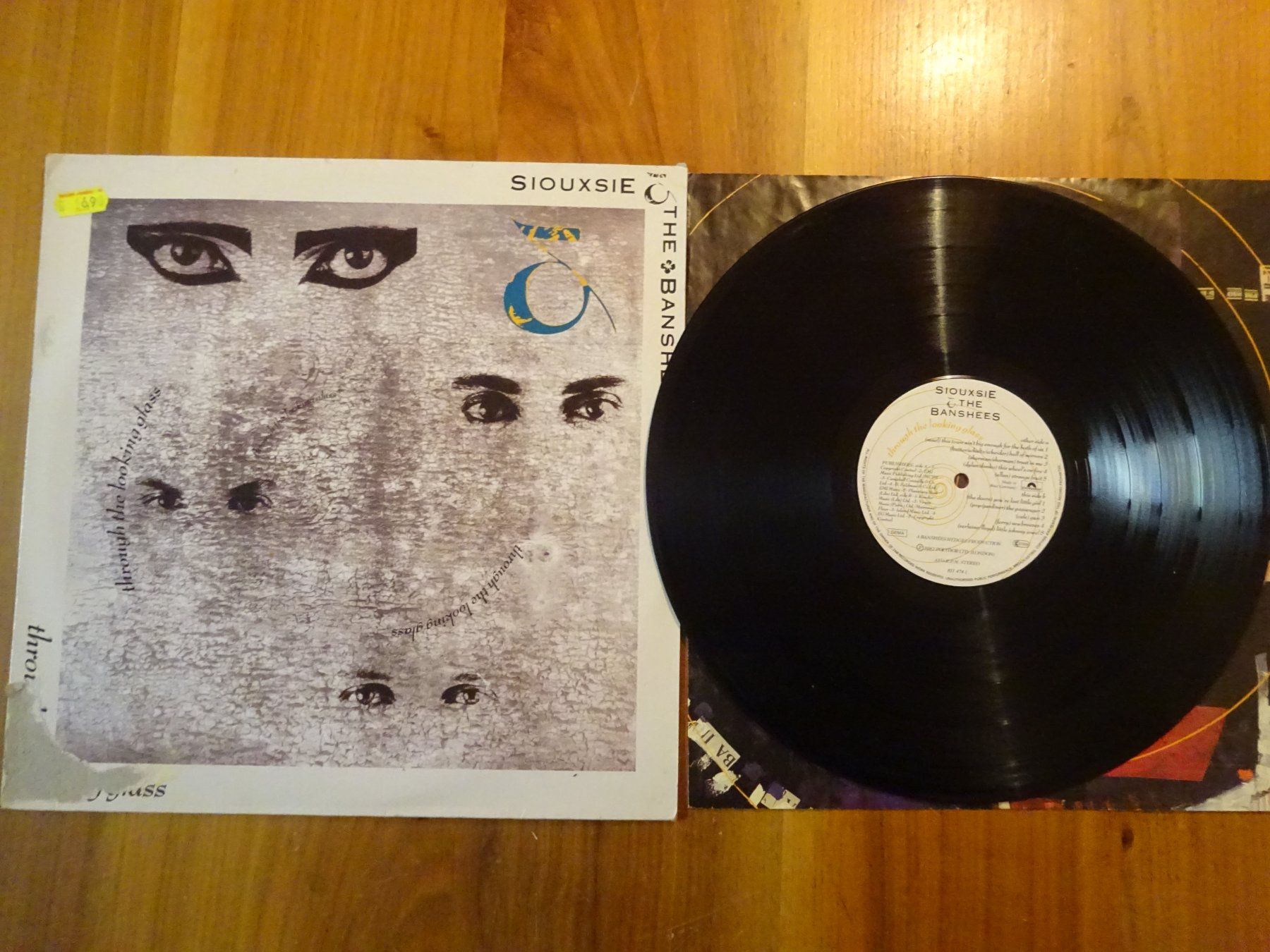 Dischi in vinile: SIOUXIE + THE BANSHEES ** THROUGH THE LOCKING GLASS – Usato da Luzern venduto da xrayspex99 1