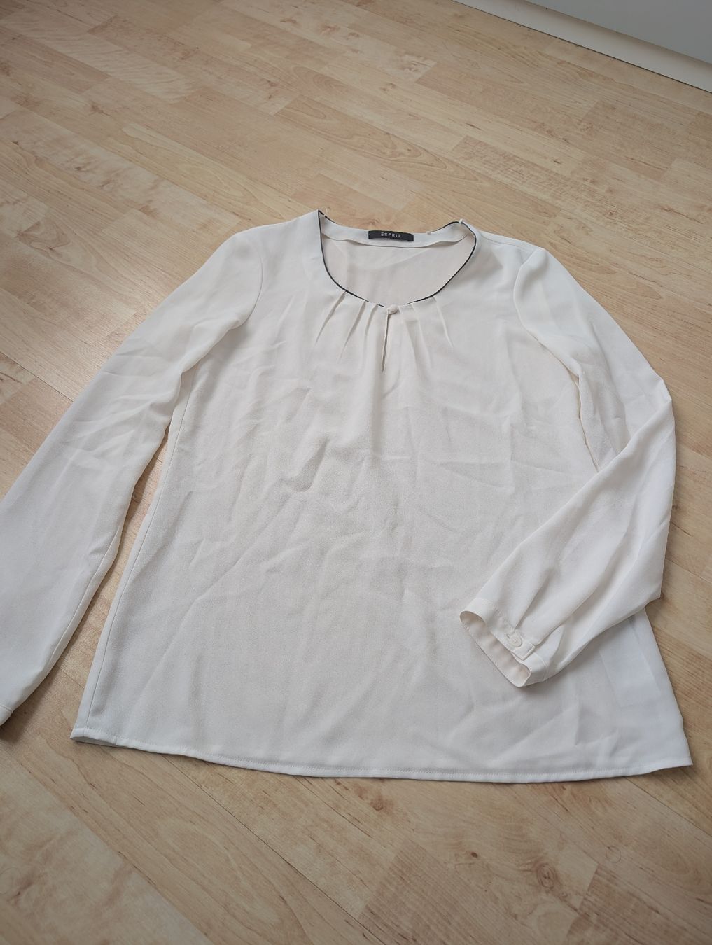 Esprit Chemisiers: Esprit Damen Bluse, Langarm, Grösse 38 – D'occasion à Dörflingen par Benito88