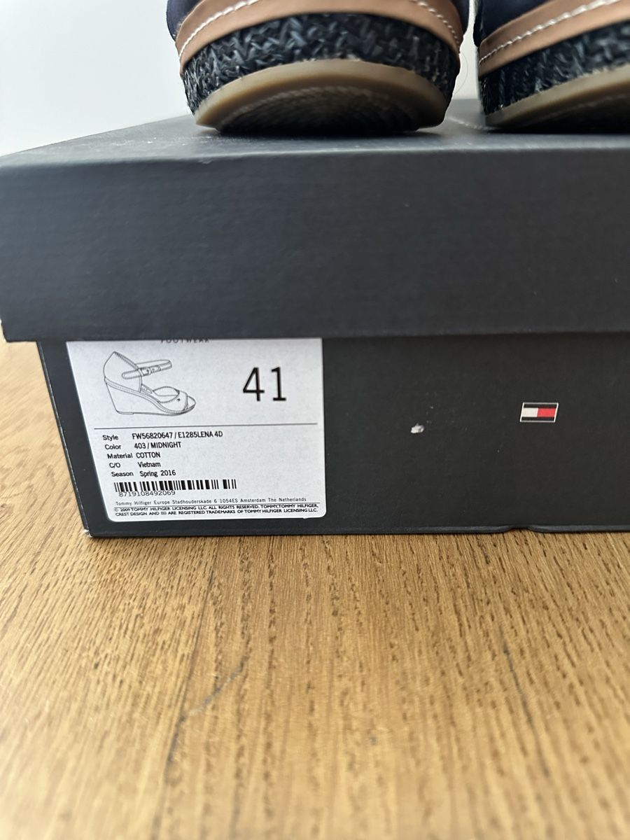 Tommy Hilfiger Scarpe da donna: Tommy Hilfiger Keilsandaletten – Nuovo (secondo la descrizione) da Selzach venduto da Mperformance83 1