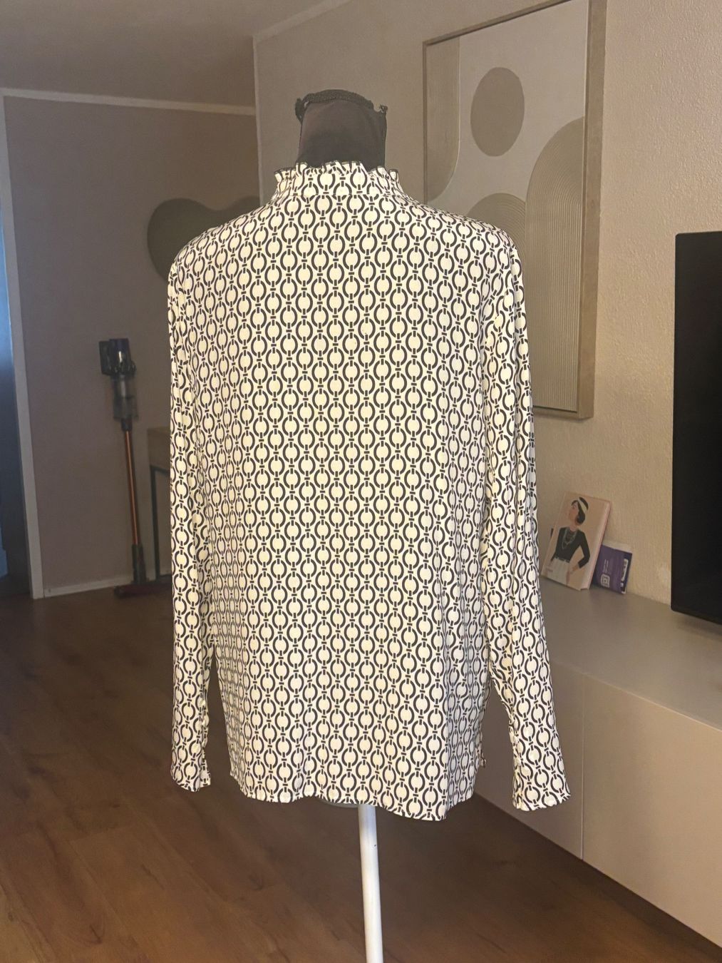 Camicette: Max Volmary Bluse 100% Seide – Usato da St. Margrethen SG venduto da dijanaO 2