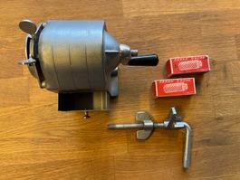 Caran d'Ache 455 - Spitzmaschine mit zwei Ersatzwalzen