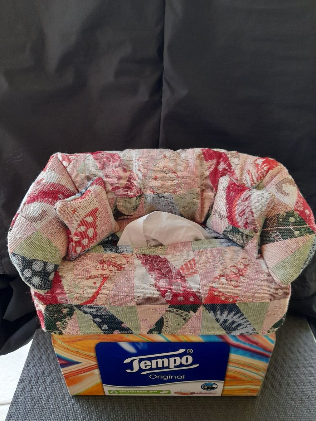 Tutte le decorazioni: NEU: Taschentuch Spender handgenäht / Tempo Box / Tissue Box – Nuovo (secondo la descrizione) da Reinach BL venduto da sbsmsa 1