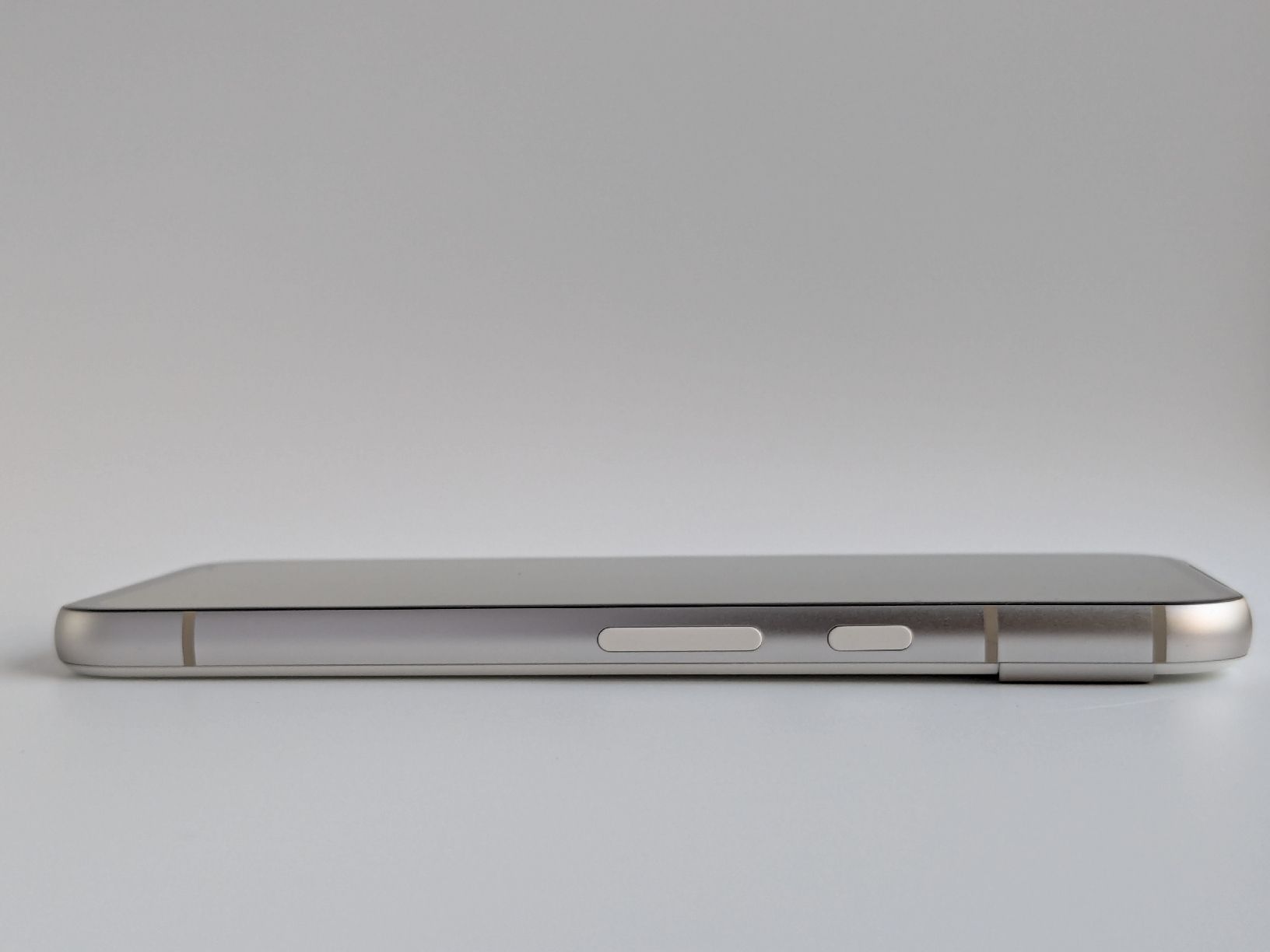 Google Handys / Smartphones: Google Pixel 8a Rare Prototype Unit - Porcelain - Read Desc. – Neu (gemäss Beschreibung) aus Grenchen von gabifp 8