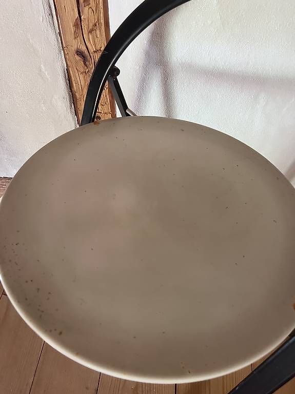 Stühle: Klappstuhl metall Designklassiker – Gebraucht aus Bertschikon Gossau von glorious-vintage 1