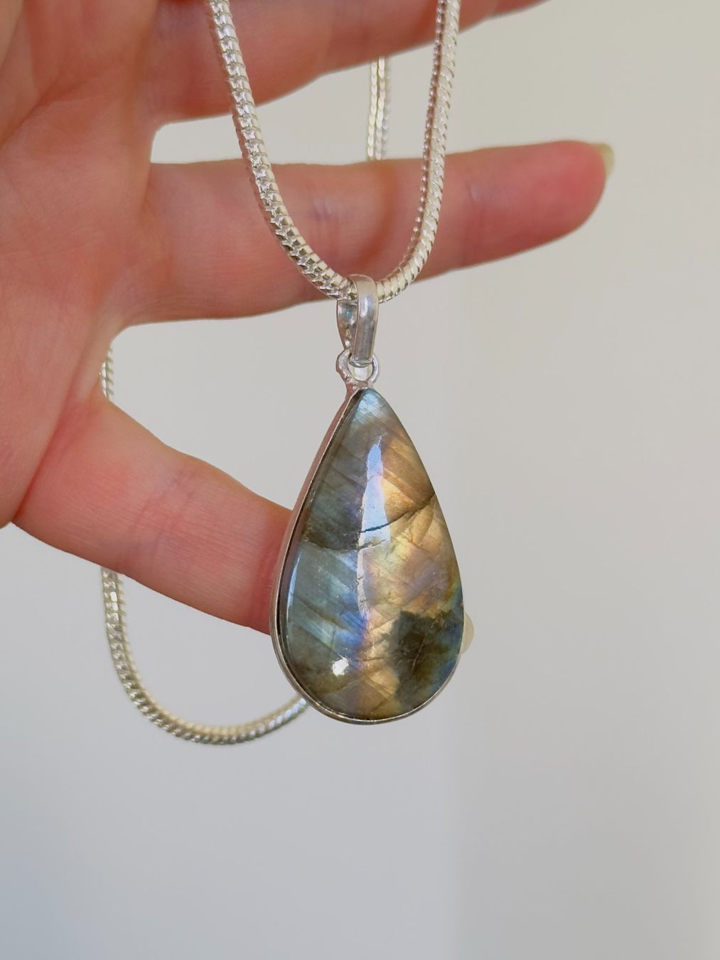 Catenine: Labradorite necklace – Nuovo e nell'imballaggio originale da Genève venduto da AGBERG 8