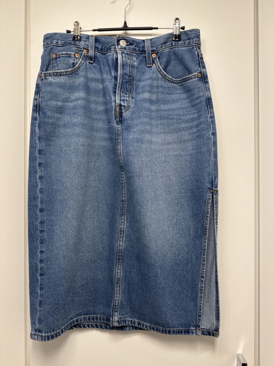 Levi's Gonne: Levi‘s Midi Jeansrock 29 – Usato da Eichberg venduto da OanaB