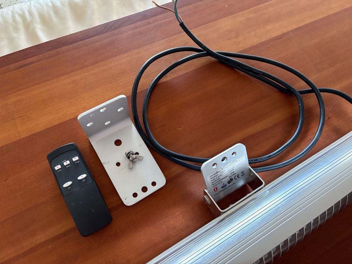 Radiatori: Heizstrahler – Usato da Lindau venduto da Porci 5
