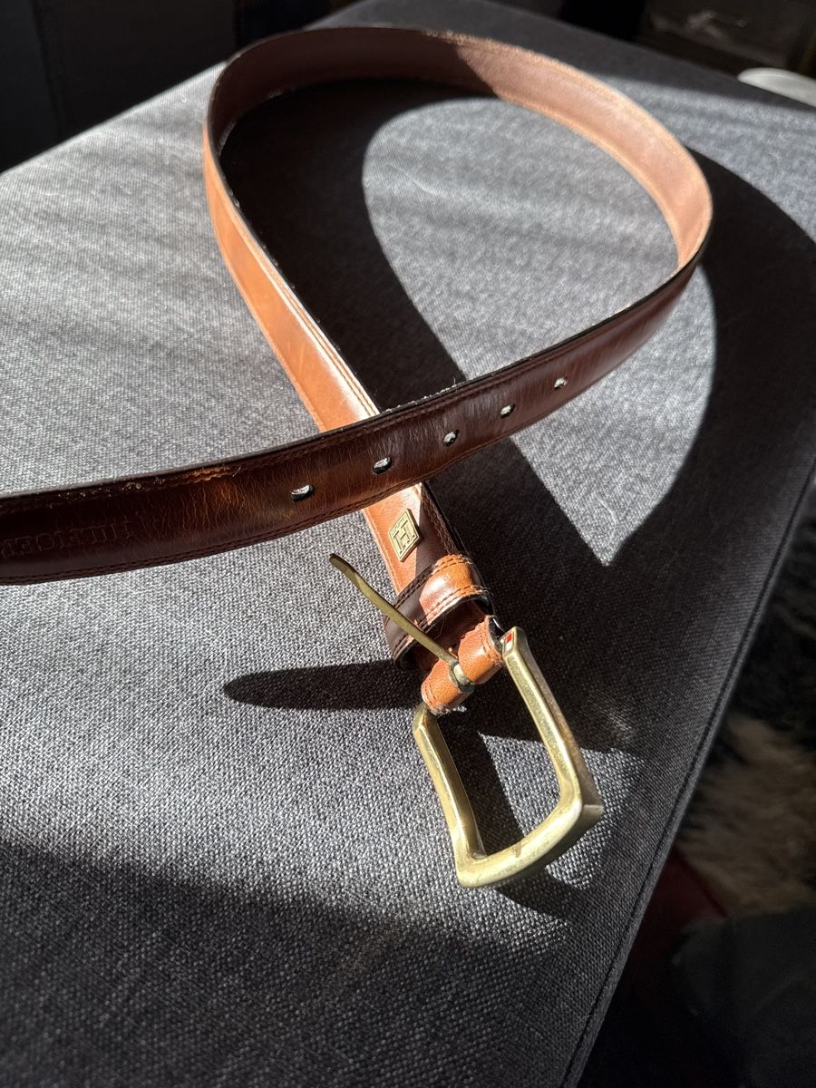 Tommy Hilfiger Cinture: Gürtel Hilfiger (110 cm) – Usato da Vezia venduto da sidu03