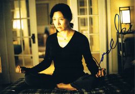 Joan Chen 1961- Autogramm signiert Foto 20x30cm