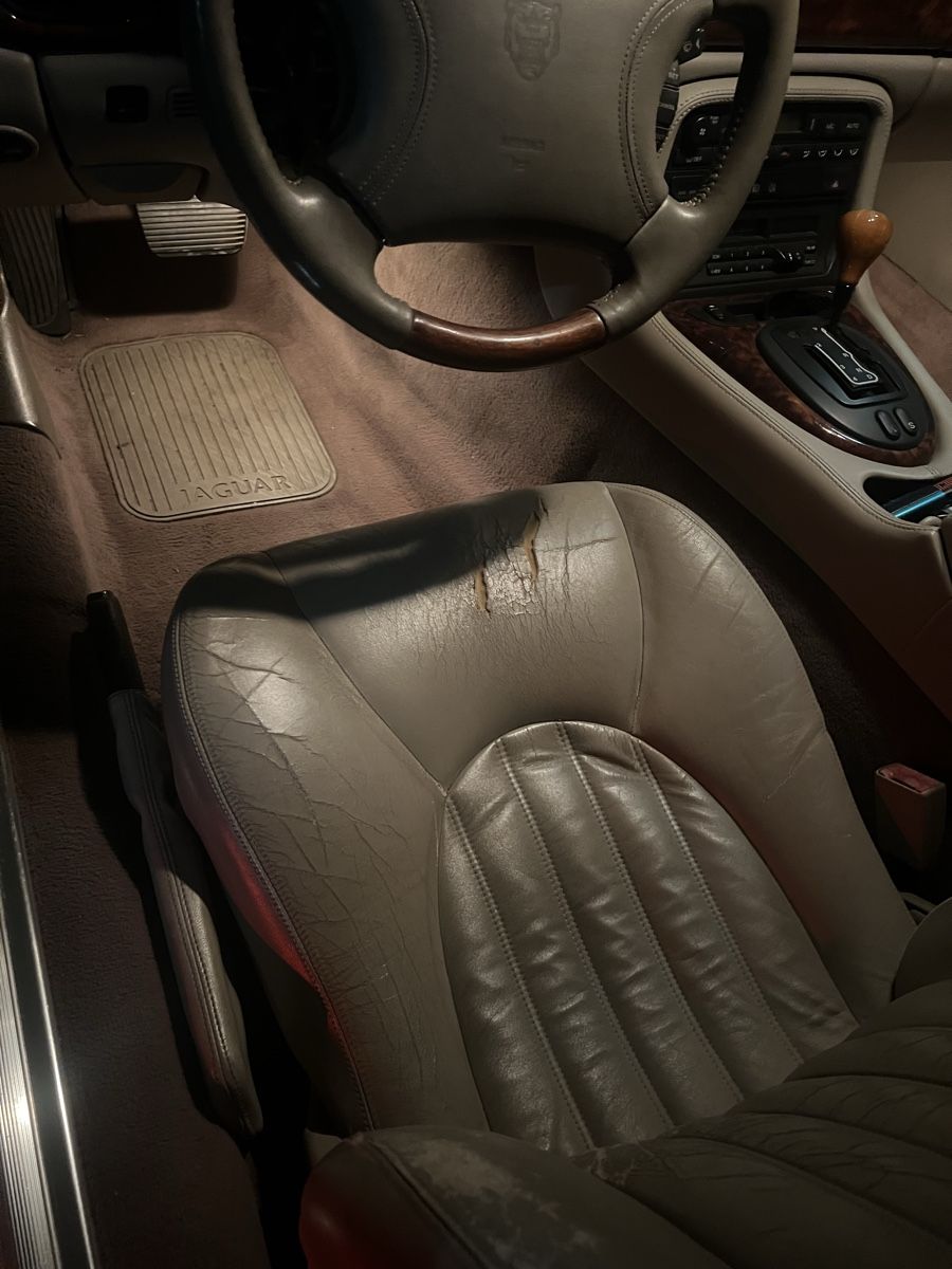 Jaguar Automobili: Jaguar XK8 Convertible – Difettoso da Steckborn venduto da motorschuppen 5