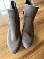 Graue Wildleder Stiefeletten, Grösse 39, Herbst-Look!