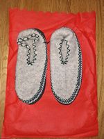 Handgefertigte Unisex-Hausschuhe
