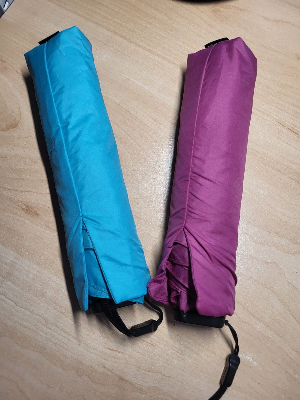 Knirps Ombrelli: 2 xKnirps US.050 ultra light slim manual – Usato da Bern venduto da cla_ngp6