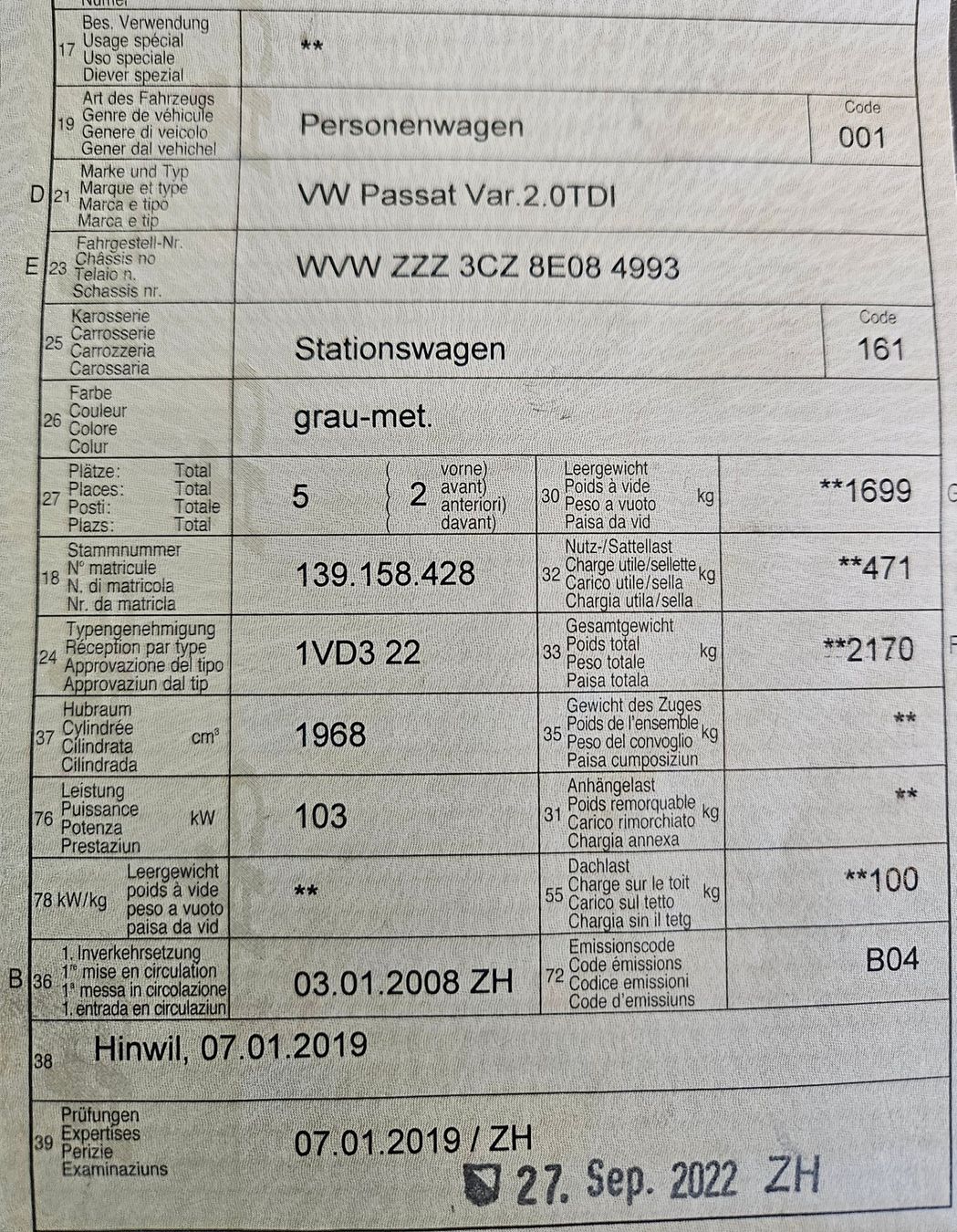 VW Autos: VW Passat Var. 2.0 TDI – Défectueux à Hombrechtikon par Karfit 9