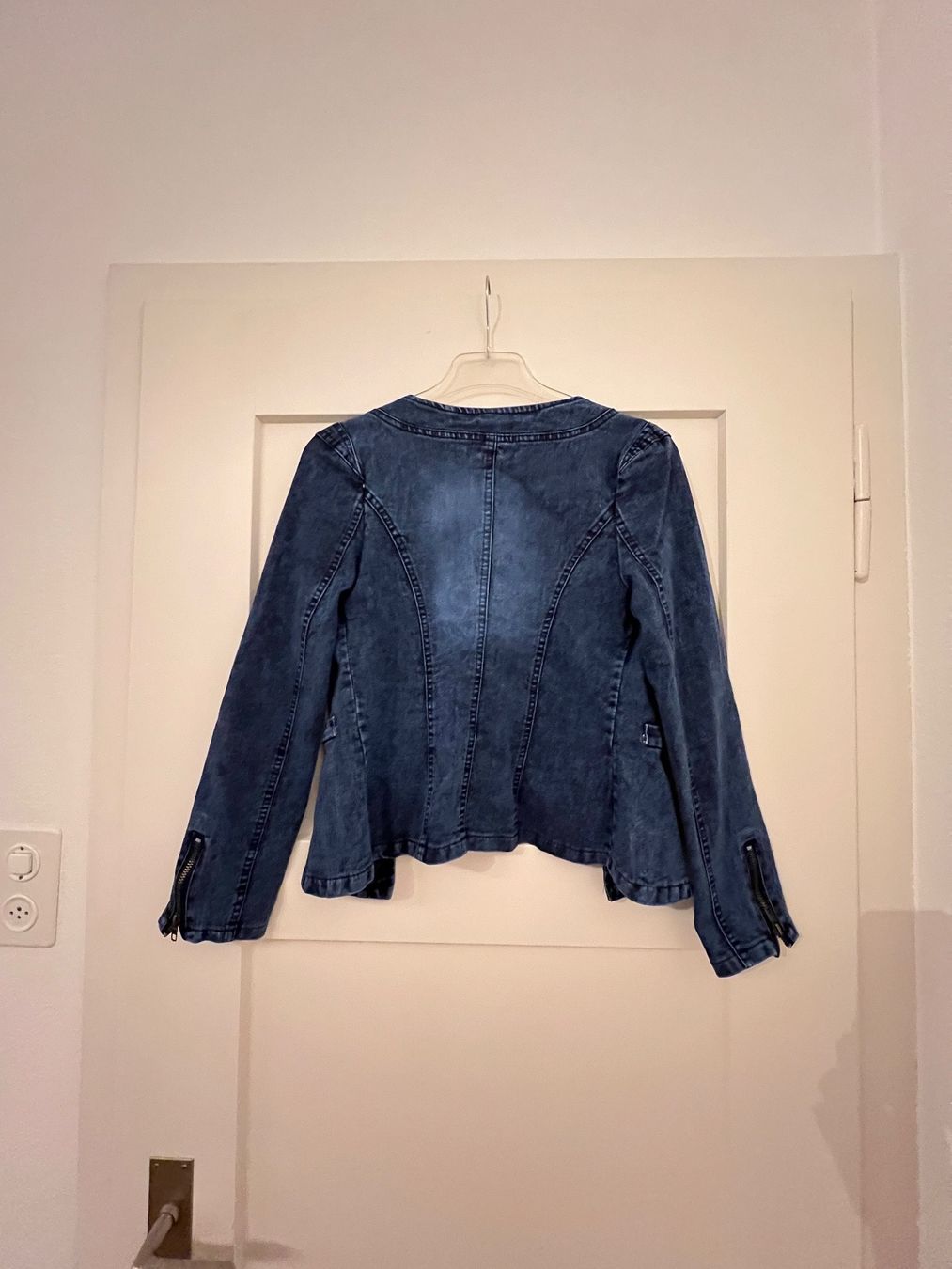 Giacche: Blazer/ Jacke – Usato da Chur venduto da auroraley 1