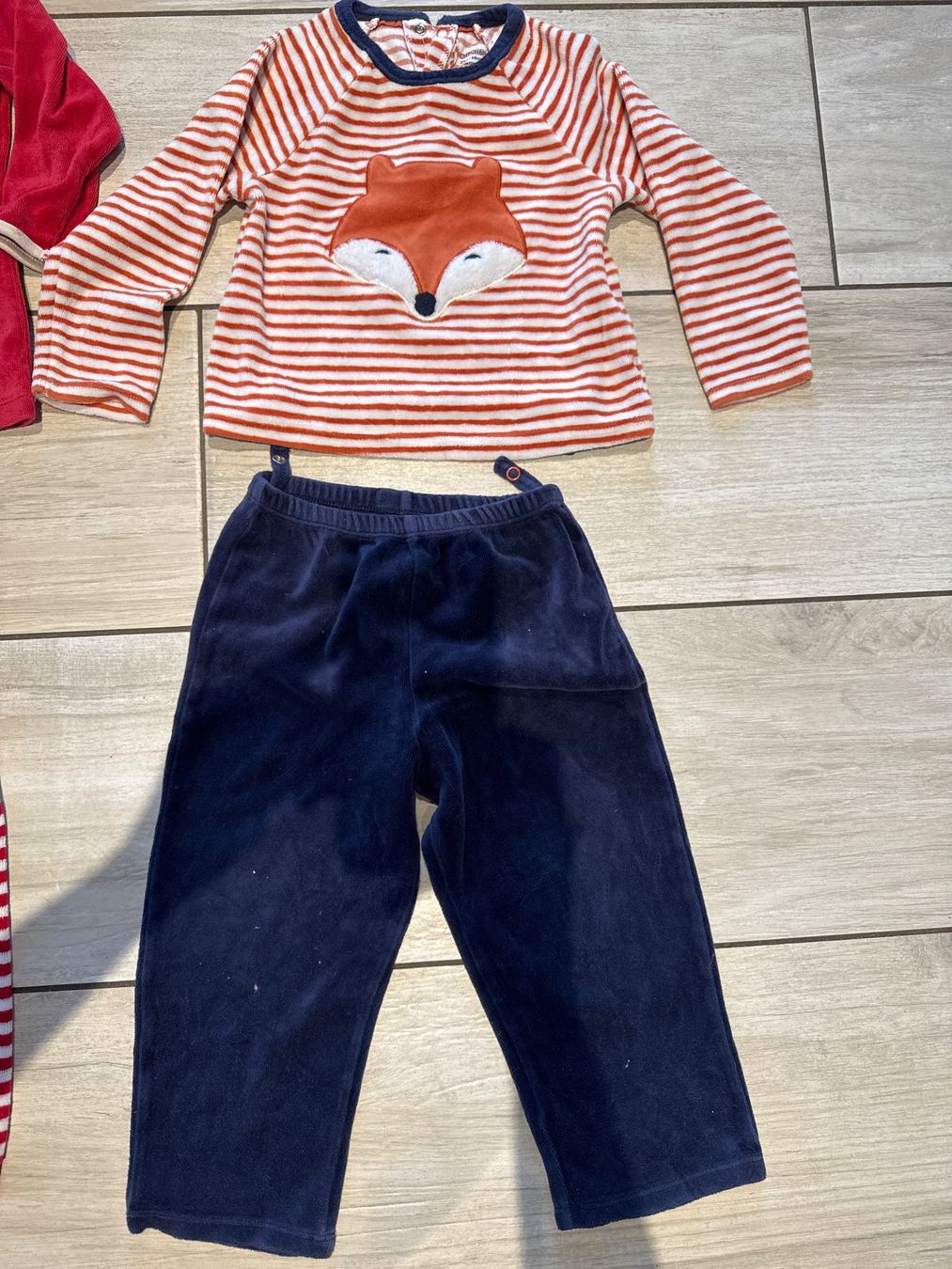 Lotti di vestiti: Pijama Set 86- 92, warm. 2 Stück – Usato da Gelterkinden venduto da Familienferien 3