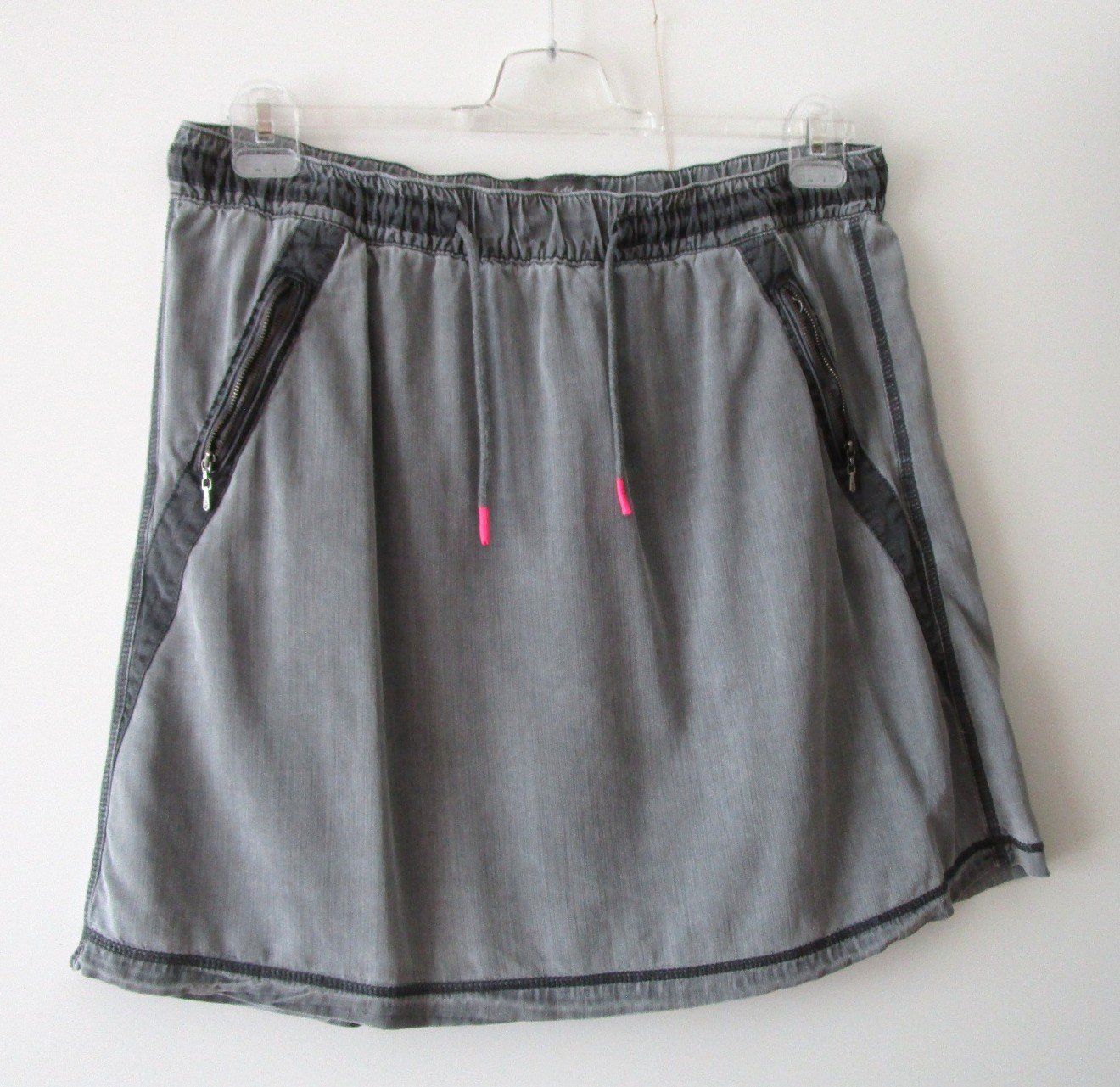 Cecil Gonne: Feiner sommerlicher Cecil Rock XL – Usato da Luterbach venduto da Evbu