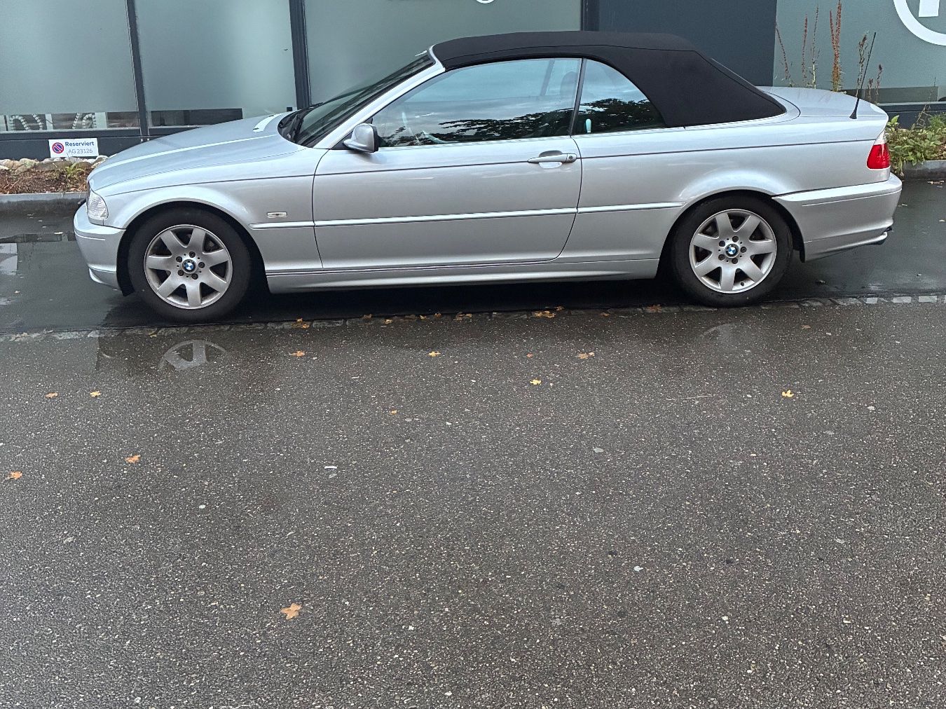 BMW Autos: BMW 325 Ci Cabrio e46 – D'occasion à Windisch par S.O.S 1