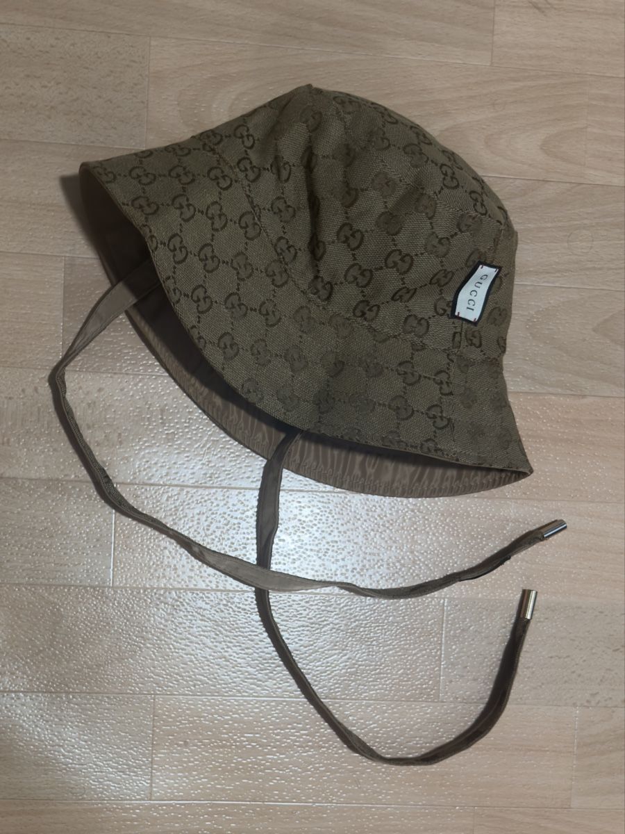 Copricapi, berretti & cappellini: Designer Cap – Nuovo (secondo la descrizione) da Volketswil venduto da 8003