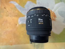 Objectif Sigma 50mm f/2.8 Macro pour Nikon