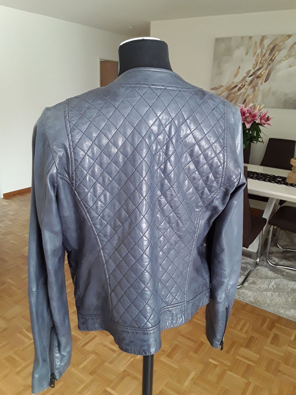 Giacche: Leder jacke – Usato da Brugg AG venduto da Ljubinka0410 1
