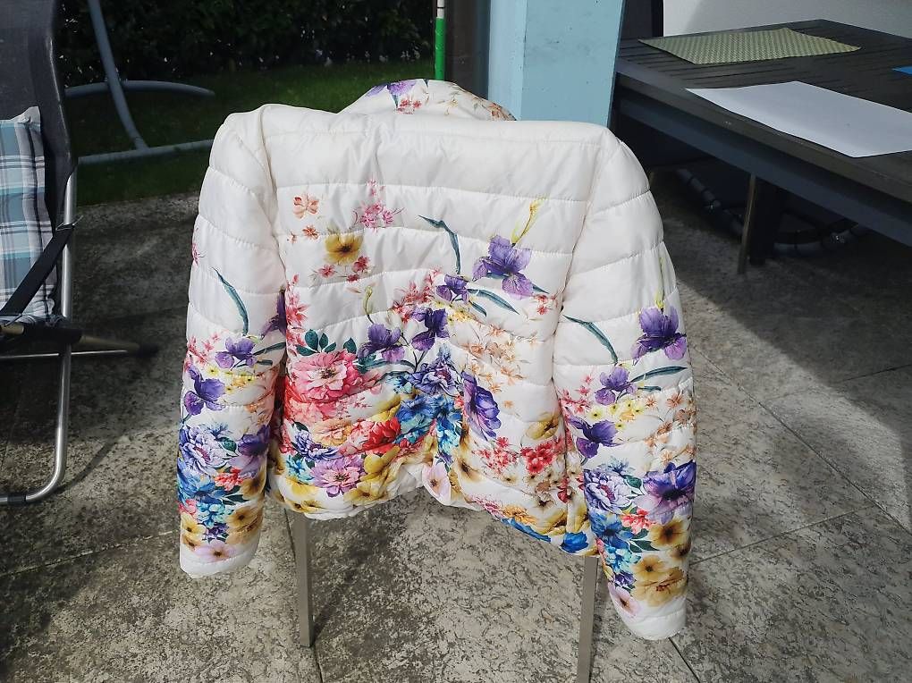 Jacken: Jacke - Amisu Grösse 36, neuwertig – Gebraucht aus Widnau von El_Capitan5 3