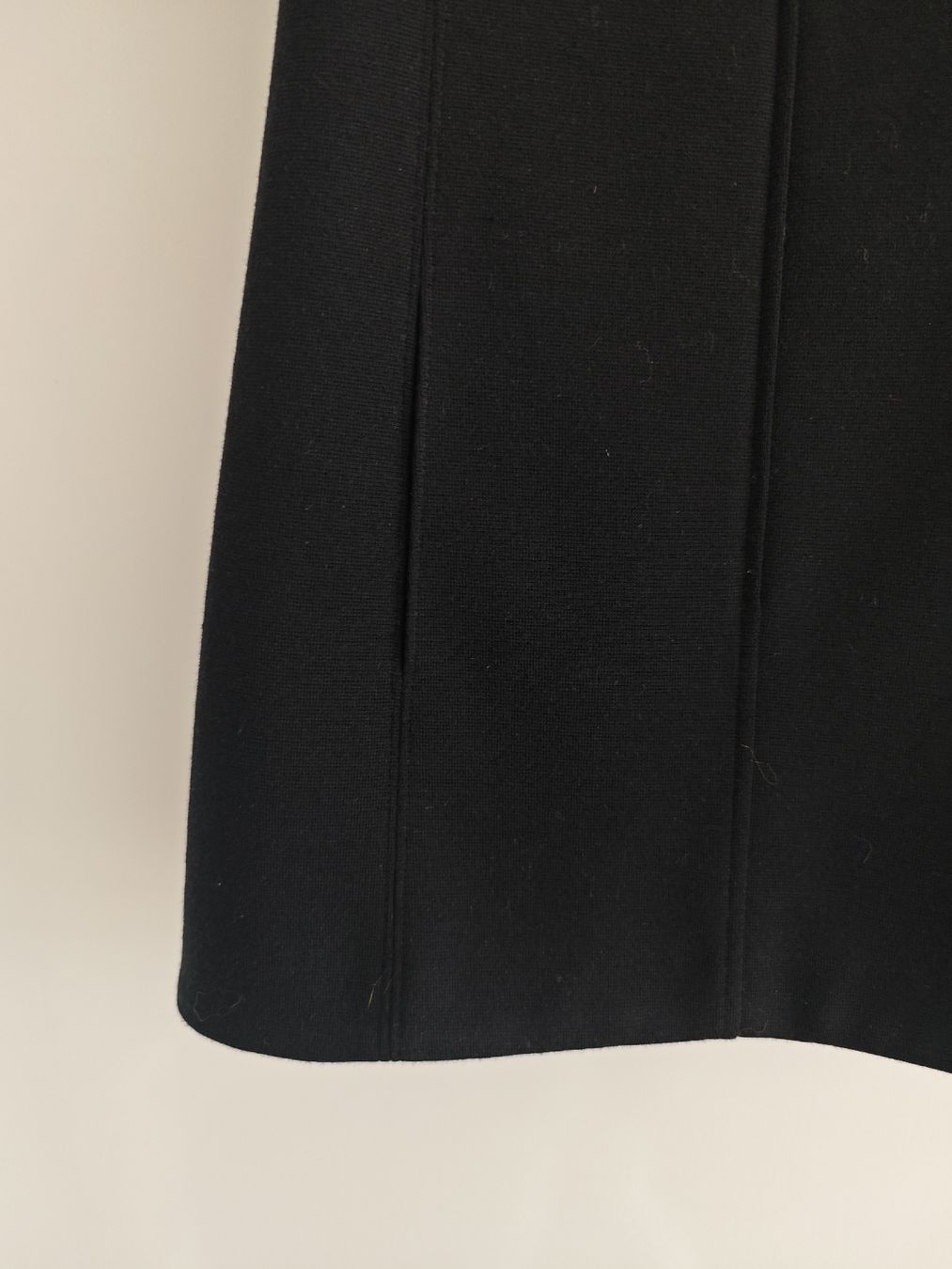 Saint Laurent Vestiti: SAINT LAURENT Woll Mini Dress black – Nuovo (secondo la descrizione) da Erlenbach ZH venduto da nlh 2
