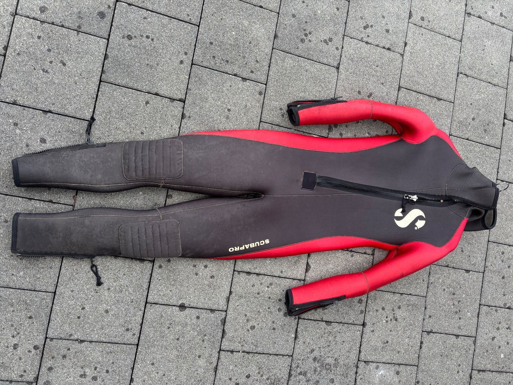 Scubapro Mute per immersioni: Combinaison de plongée – Usato da courgenay venduto da Lecorsair1