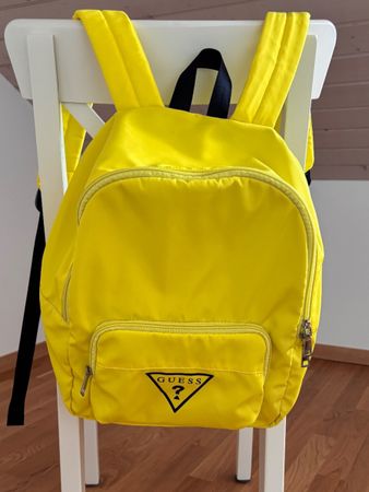 Sac à dos Guess jaune vif - Idéal pour l'été