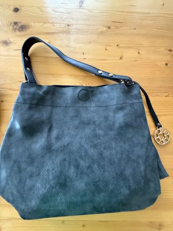 Neu Trendy Umhängetasche 40 x 35 cm