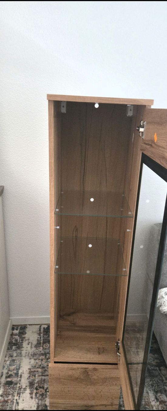 Vetrine: Vitrinenschrank Holzoptik mit Glasfronthöhe 130cm – Usato da Neuenhof venduto da archia 1