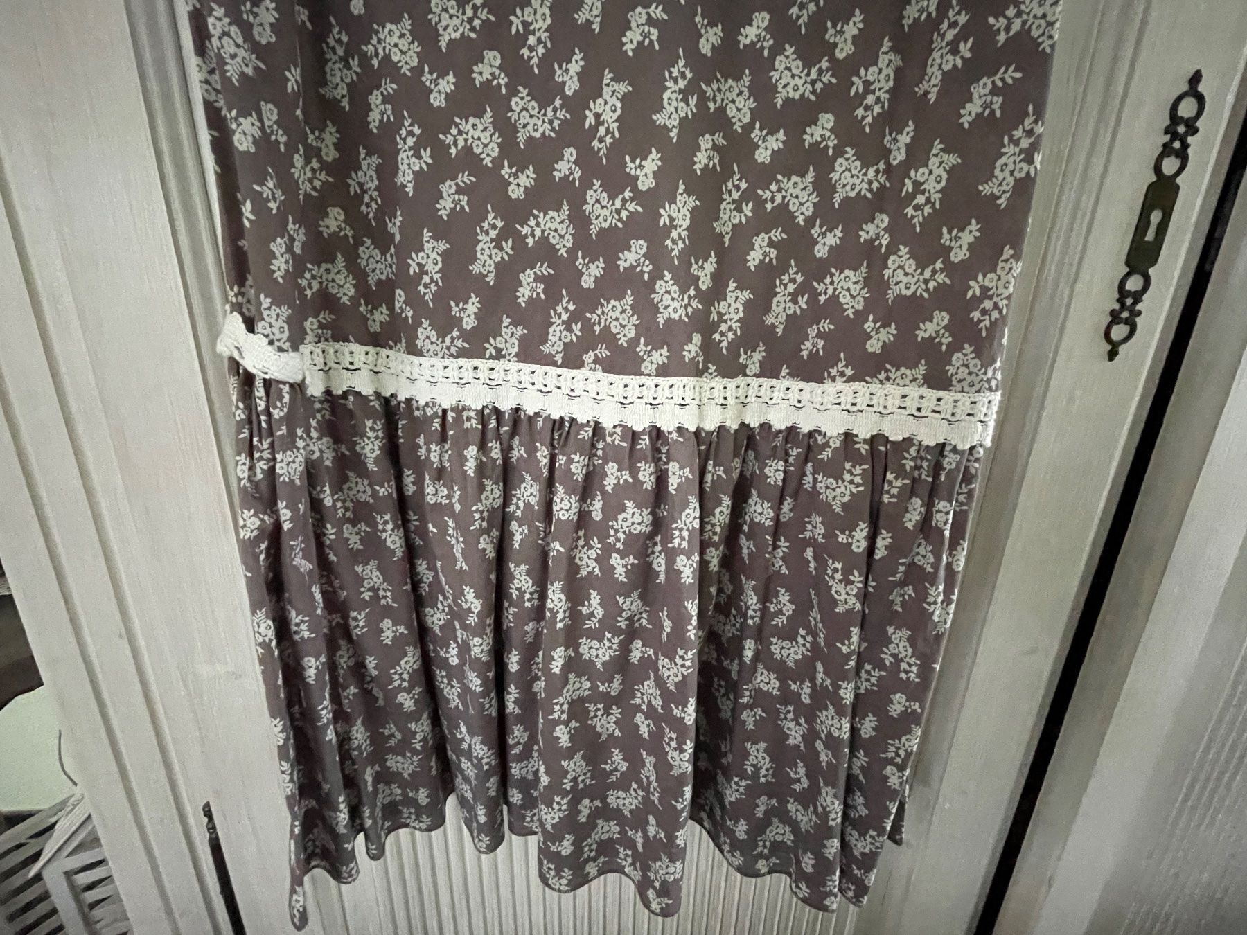 Vestiti: Kleid Taupe Gr. 36/38 – Usato da Goldswil venduto da _Dudy_ 3