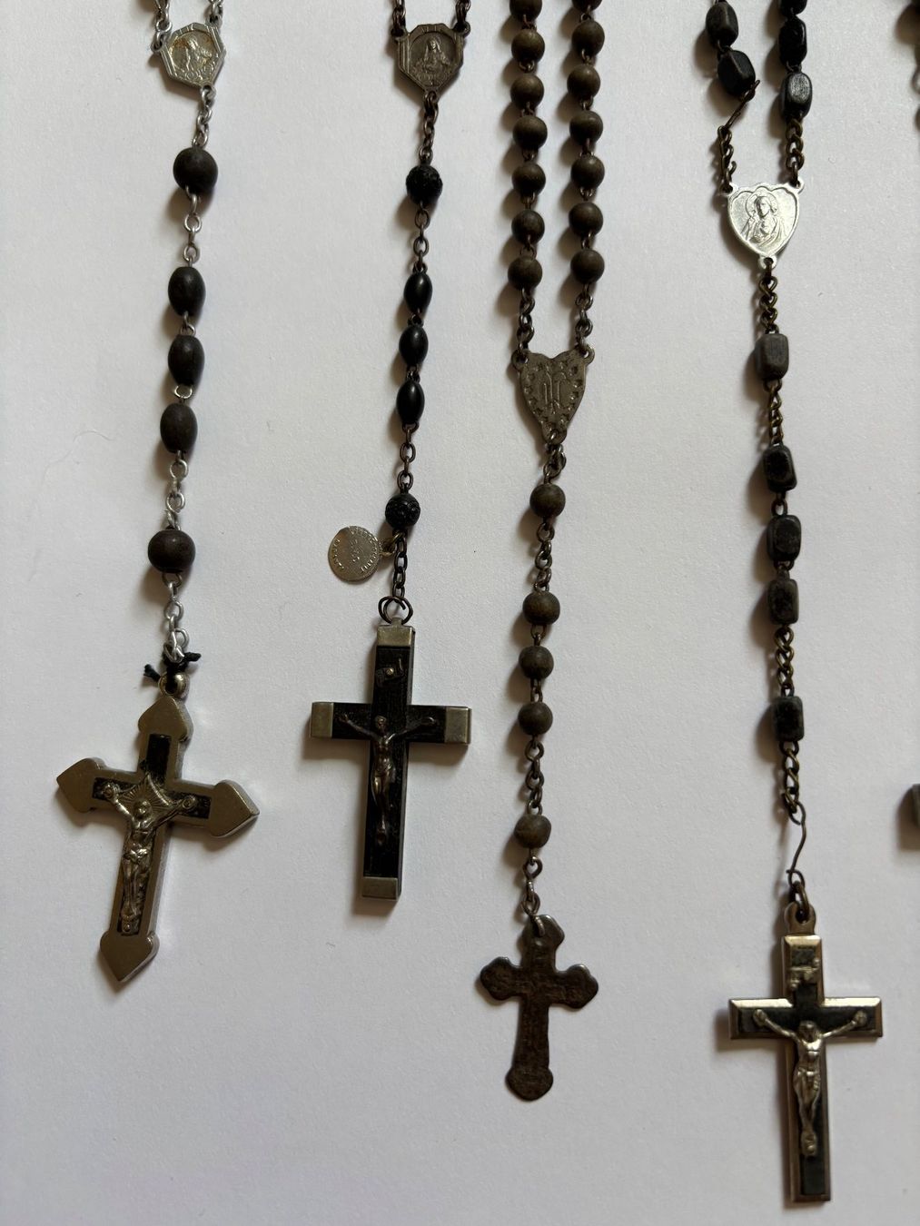Altri gioielli: 12 antike Rosenkränze – Usato da Wangen b. Olten venduto da oldies6 1