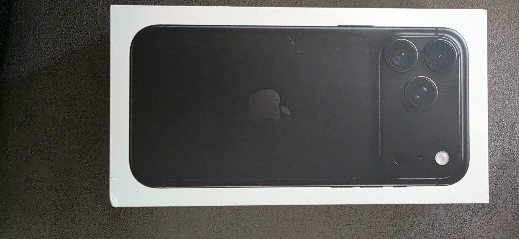 Apple Portables: Iphone 18 pro 512 Neu – Neuf avec emballage d'origine à Basel par ssa_x5wz
