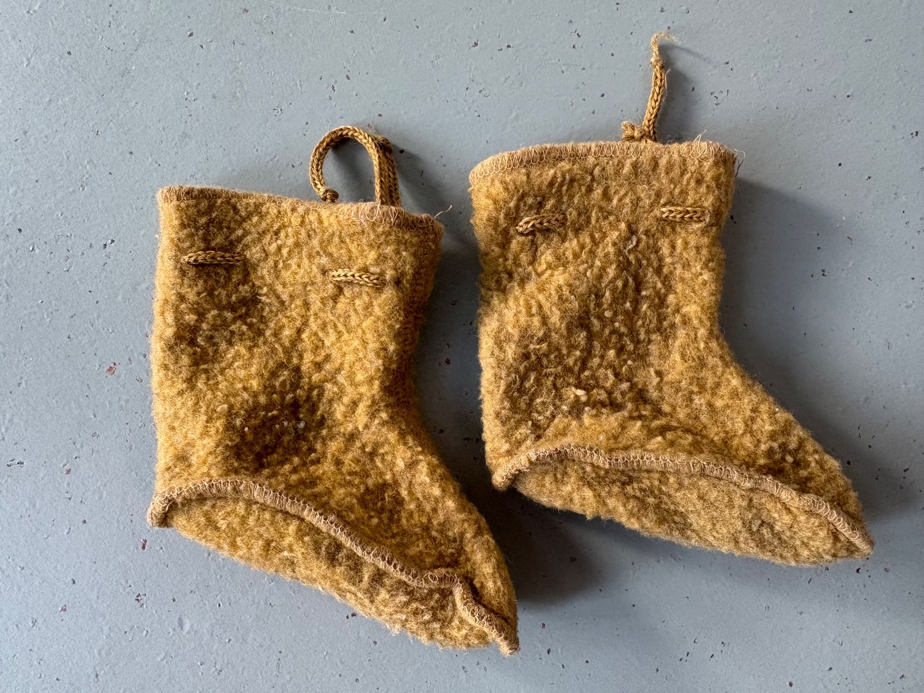 Scarpe per ragazzi: Wollfleece Babyschuhe von ENGEL – Usato da Zürich venduto da Nook_5