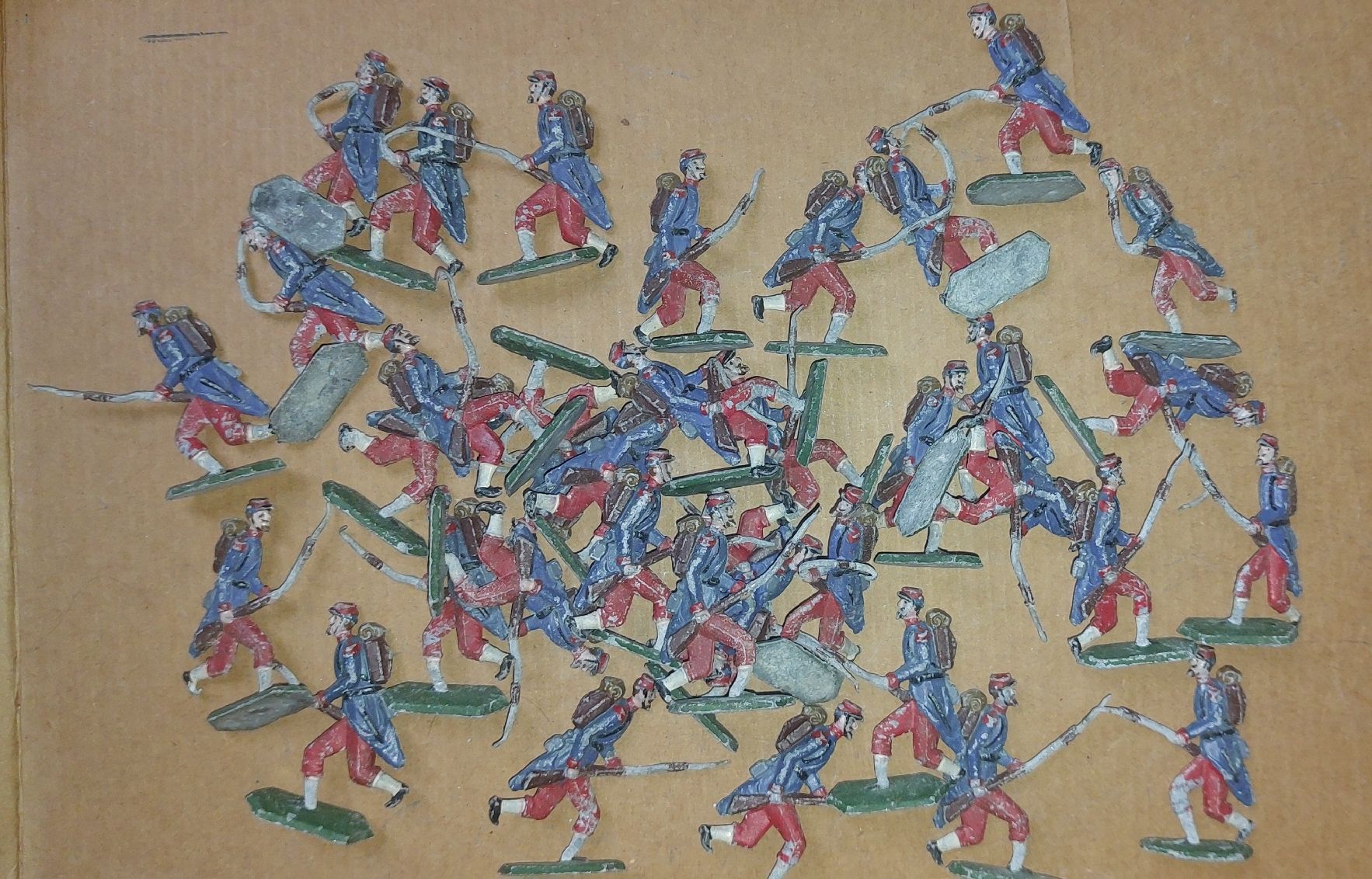Figuren: Napoleonische Zinnfiguren Sammlung – Gebraucht aus Opfertshofen SH von museumswert