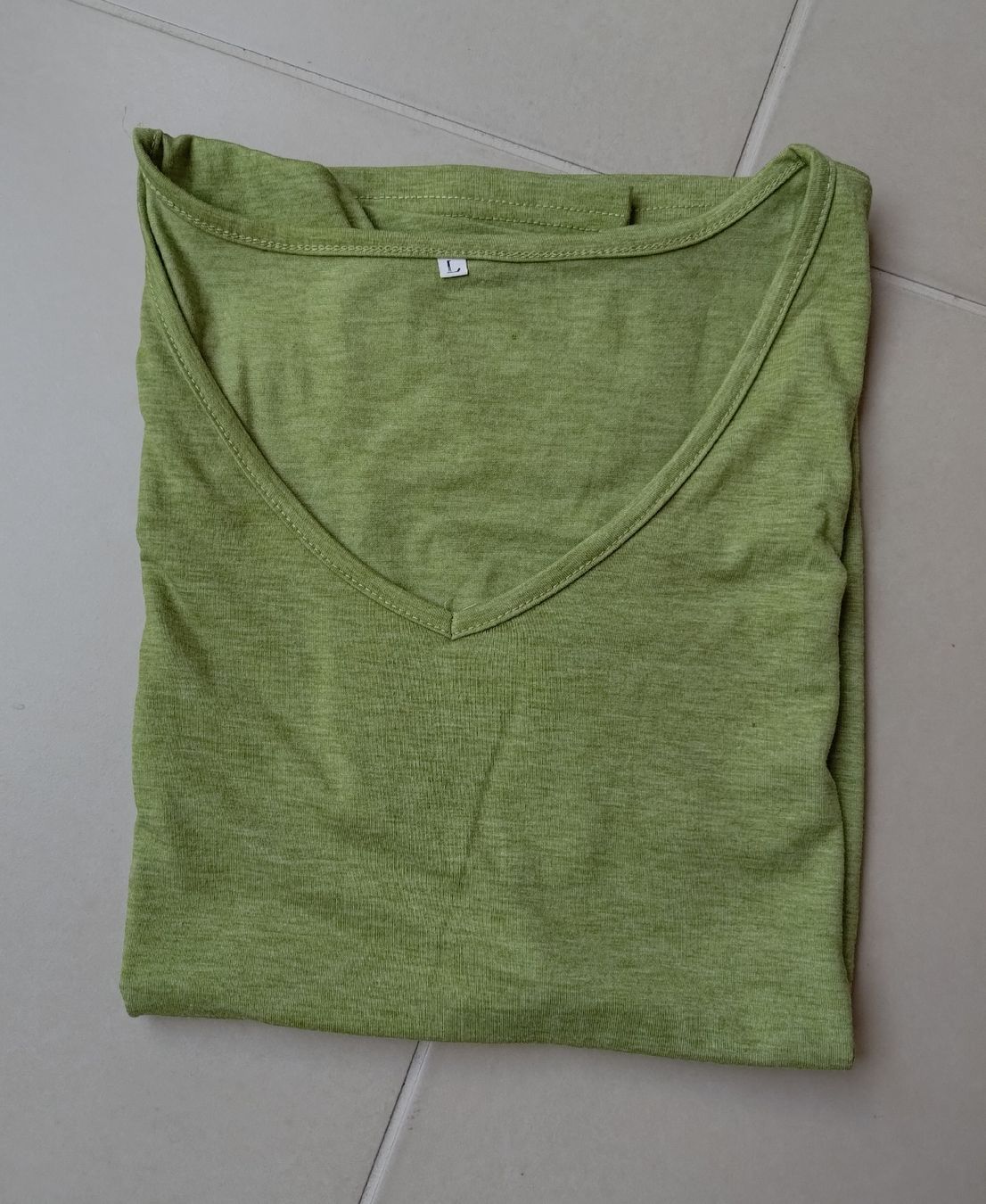 T-Shirts: Damen T - Shirt in Gr. L – Gebraucht aus Illnau von mimi0303