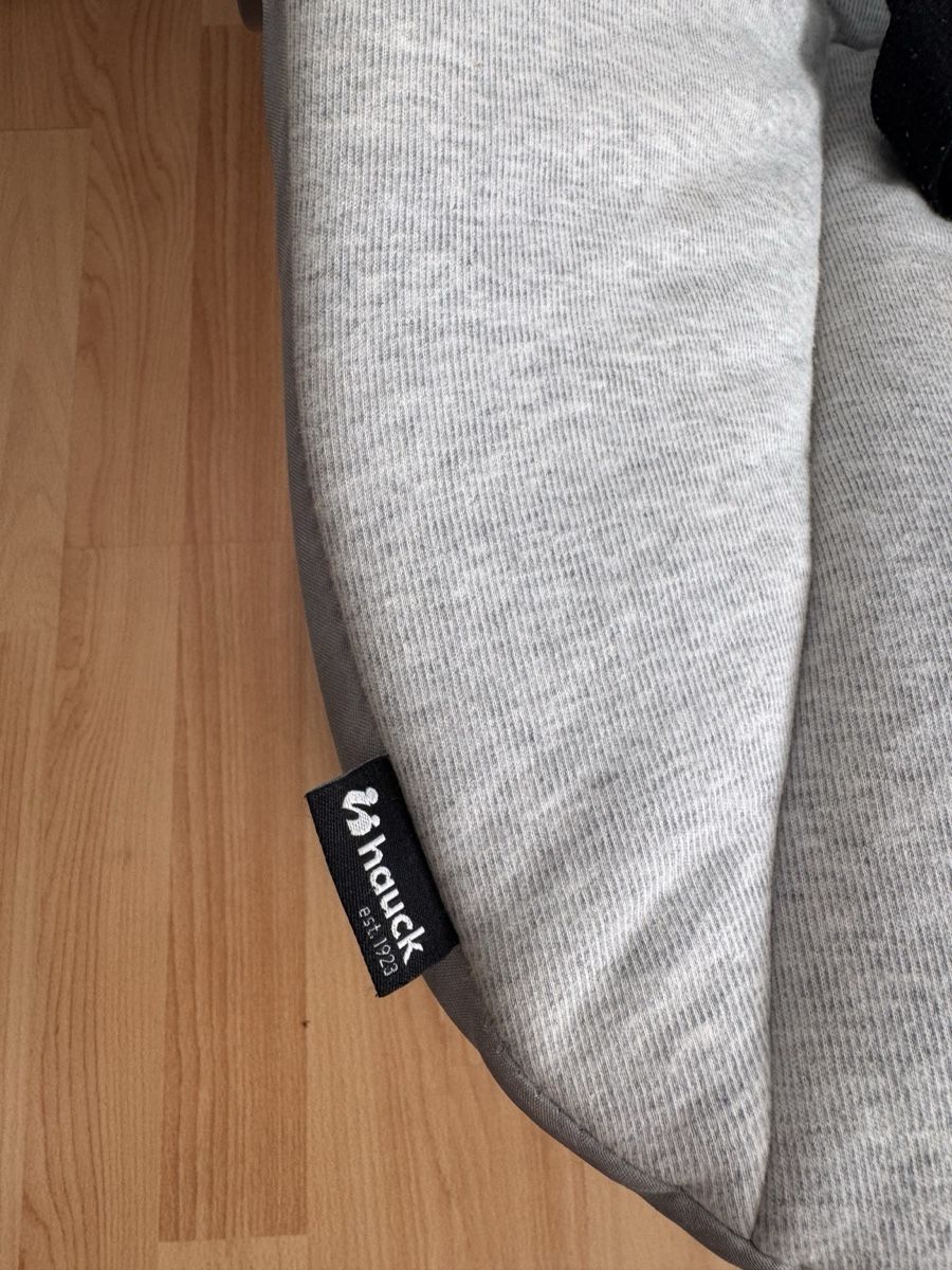 Hauck Chaises hautes: Hauck Newbornaufsatz – D'occasion à Belp par zoe_7zqf 2