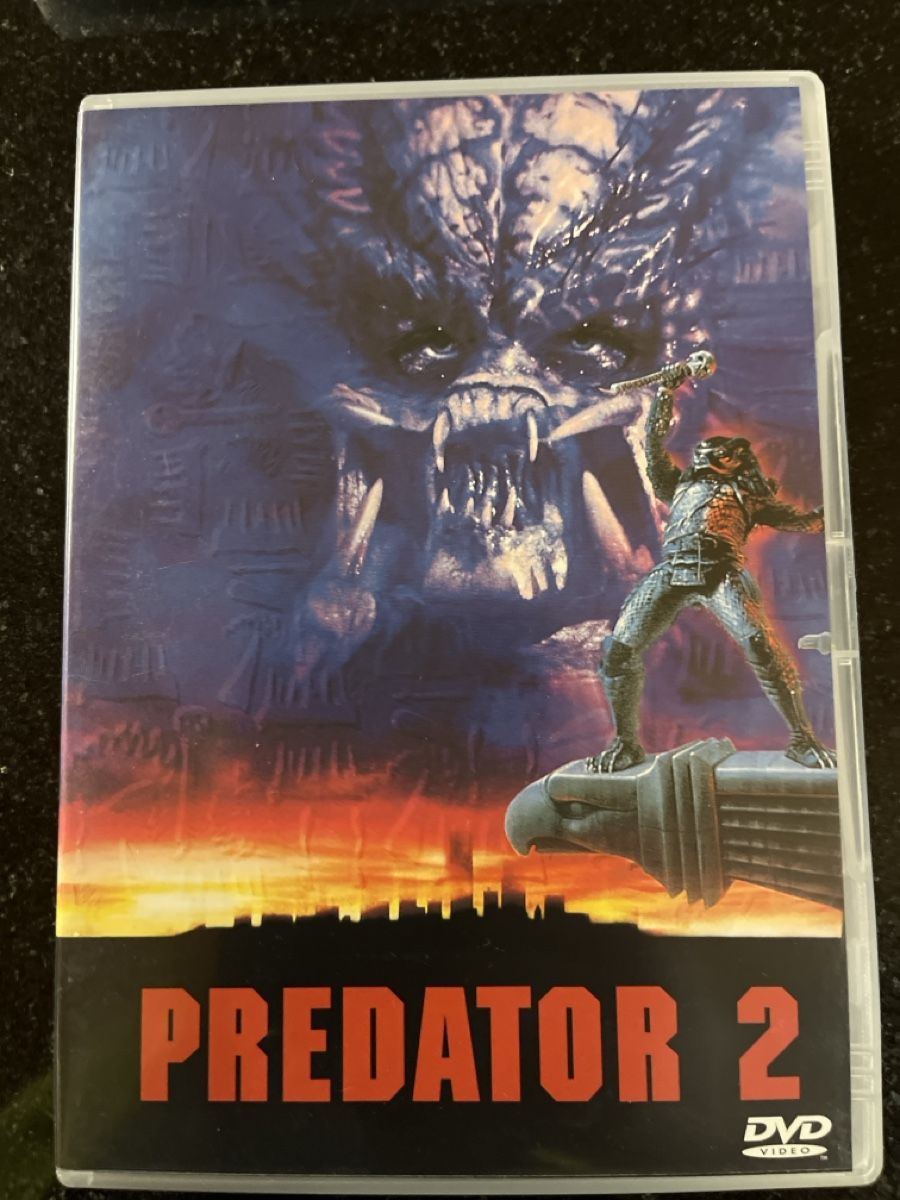 Tutti i DVDs: Predator, lot de 6 DVD – Usato da Riaz venduto da Palu22 1