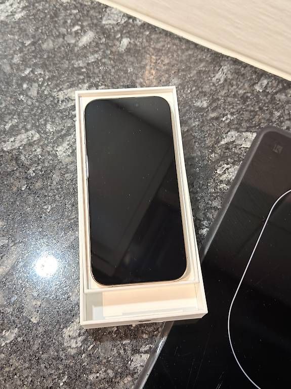 Handys / Smartphones: iPhone 16pro 512 GB – Gebraucht aus Herrliberg von sas_y872