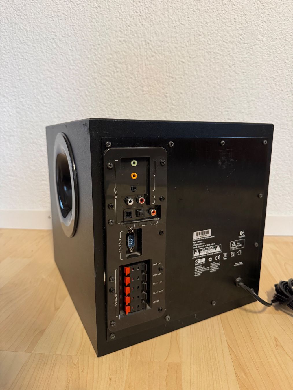 Logitech Home Cinema: Logitech Z906 – Usato da Buchberg venduto da jon_w9fy 3