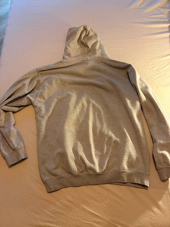 Maglioni & Felpe: Mighty Ducks Hoodie Gr. L – Usato da Dietikon venduto da Julia.obers 2